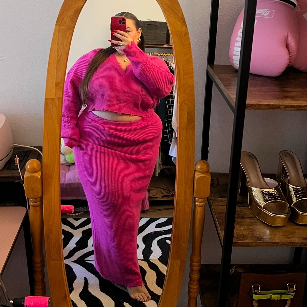 Pink Knit Skirt Set